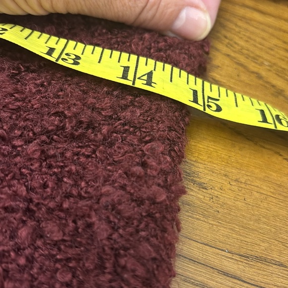 URBAN OUTFITTERS BNWT Crop Sweater - Picture 6 of 7